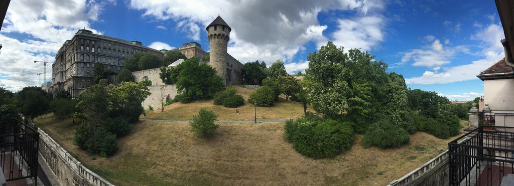 Castel View Apartment Budapeste Exterior foto